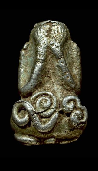 หลวงปู่จันทร์​วัดโมลี พิมพ์พิเศษ เนื้อสำริดผสมแร่บางไผ่