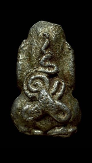 หลวงปู่จันทร์​วัดโมลี พิมพ์พิเศษ เนื้อสำริดผสมแร่บางไผ่ รูปที่ 2