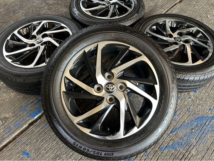 Toyota Yaris ขอบ 15 นิ้ว 🔥