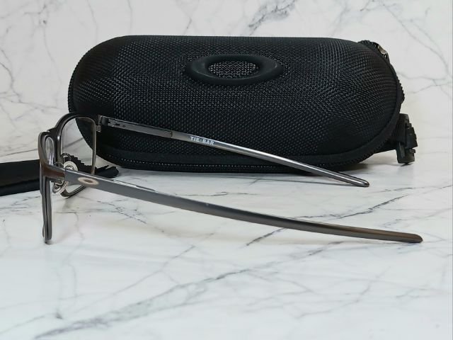 กรอบแว่นตา Oakley  รูปที่ 6