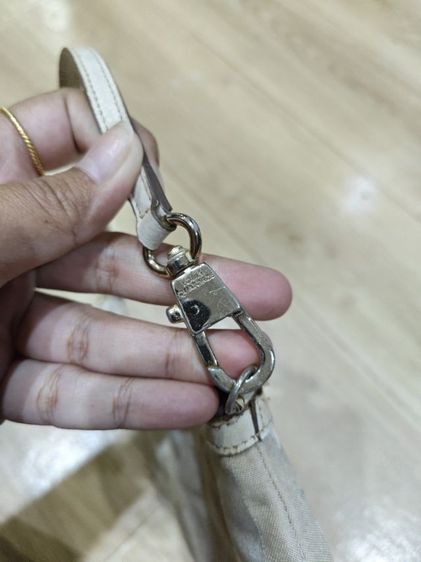 กระเป๋าทรงพอช 8 รูปที่ 4