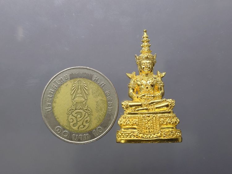 พระแก้วมรกต มจร. เนื้อกะหลั่ยทอง มหาวิทยาลัยสงฆ์ ที่ระลึกสร้างอาคารที่จังหวัดอยุธยา พิธีใหญ่ วัดพระแก้ว ปี2543 พร้อมตลับเดิม รูปที่ 6