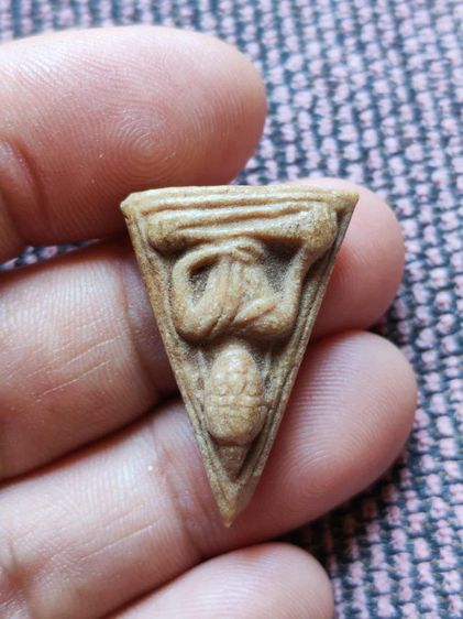 พระนางพญาหลวงพ่อกวยปี2521 รูปที่ 3