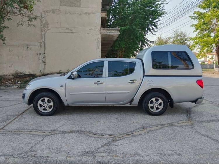 Mitsubishi Triton 2013 2.5 GLX Pickup ดีเซล ไม่ติดแก๊ส เกียร์ธรรมดา บรอนซ์เงิน รูปที่ 3