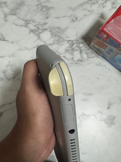 Nintendo Switch Lite Limited Edition Pokemon Zacian Zamazenta รูปที่ 5