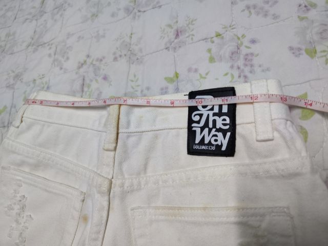 กางเกงขาสั้นสีขาว รูปที่ 5