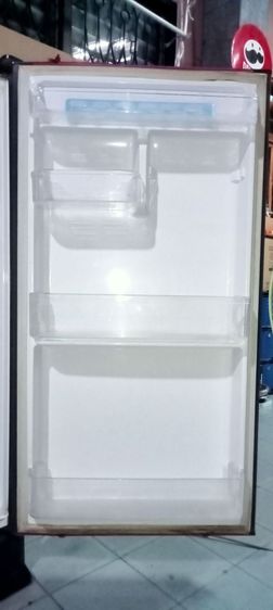 ตู้เย็น 1 ประตู  Mitsubishi ขนาด 6.0 คิวใช้งานได้เย็นดีปกติครับ สภาพตู้เย็นตามรูปที่ลงใว้เลยนะครับ รูปที่ 7