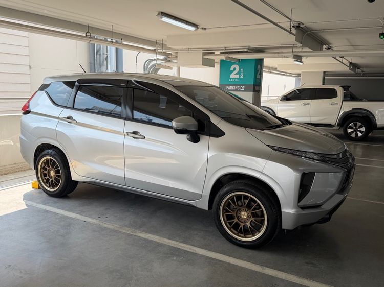 Mitsubishi Xpander 2018 1.5 GLS LTD Utility-car เบนซิน ไม่ติดแก๊ส เกียร์อัตโนมัติ บรอนซ์เงิน รูปที่ 4