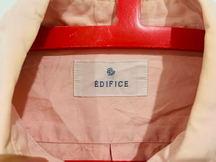 เสื้อเชิ้ต EDIFICE กระเป๋าอกซ้าย แท้ 💯 size วัดจริงเท่าขนาด อก 21.5 ยาว 27.5 นิ้ว สภาพดีมาก สีชมพู ทรงสวย เนื้อผ้าดีมาก หายากน่าสะสมครับ รูปที่ 3