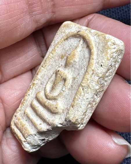 องค์ละ1000🙏พระสมเด็จเนื้อดี บิ่นเดิม🙏ชิ้นส่วนพระสมเด็จบางขุนพรหม🙏พระกำแพงซุ้มกอขนมเปี๊ยะ  รูปที่ 4