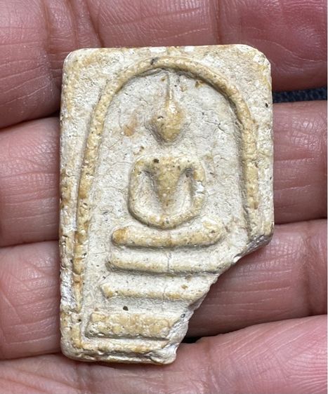 องค์ละ1000🙏พระสมเด็จเนื้อดี บิ่นเดิม🙏ชิ้นส่วนพระสมเด็จบางขุนพรหม🙏พระกำแพงซุ้มกอขนมเปี๊ยะ 