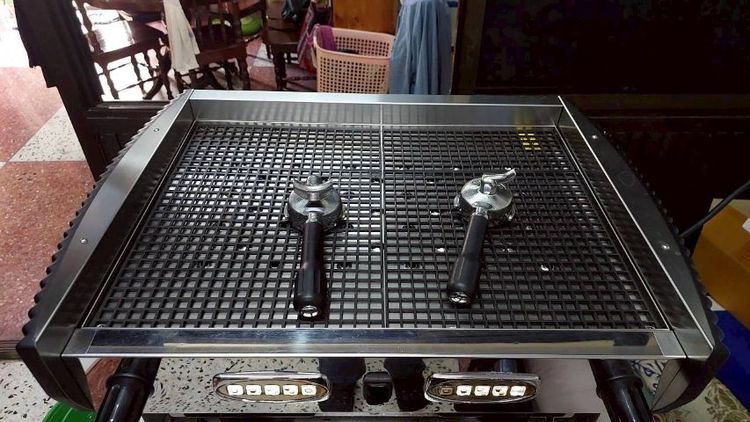 เครื่องชงกาแฟ 2 หัวชง La Nuova Era : Arpa LUX 2 Gr. สภาพดี รูปที่ 10