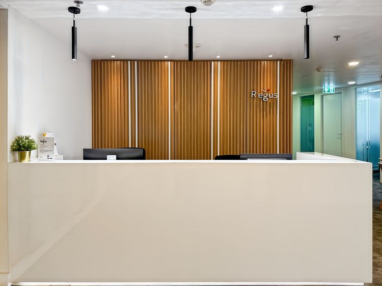Regus Chartered Square Office Space แบบส่วนตัวสำหรับ 2 คน ที่ Regus Chartered Square รูปที่ 3