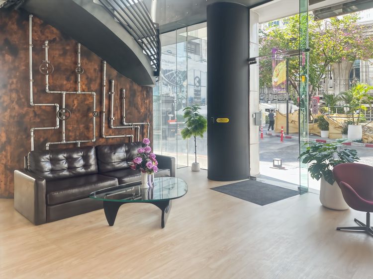 Regus W-District เฟลกซิเบิลเวิร์คสเปซที่ Regus W-District รูปที่ 3