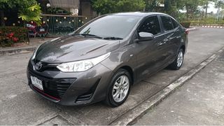 Toyota Yaris ativ auto ไมล์น้อย5หมื่น