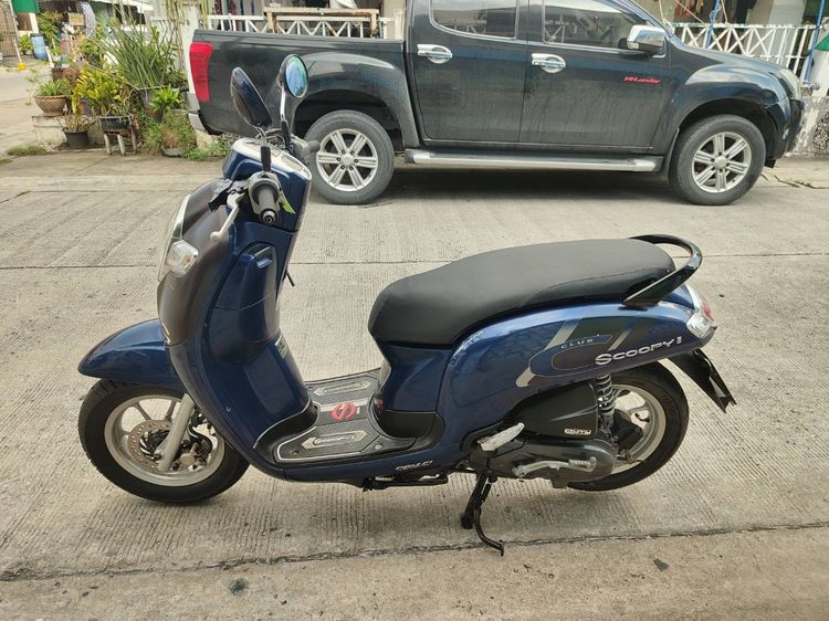 🛵ยังไงก็ขาย SCOOPY-i ปี 61 เครื่องดี สีสวย สตาร์ทมือ เล่มชุดโอนครบ+เปลี่ยนถ่ายน้ำมันเครื่องฟรี ส่งฟรี30 ก.ม รูปที่ 2