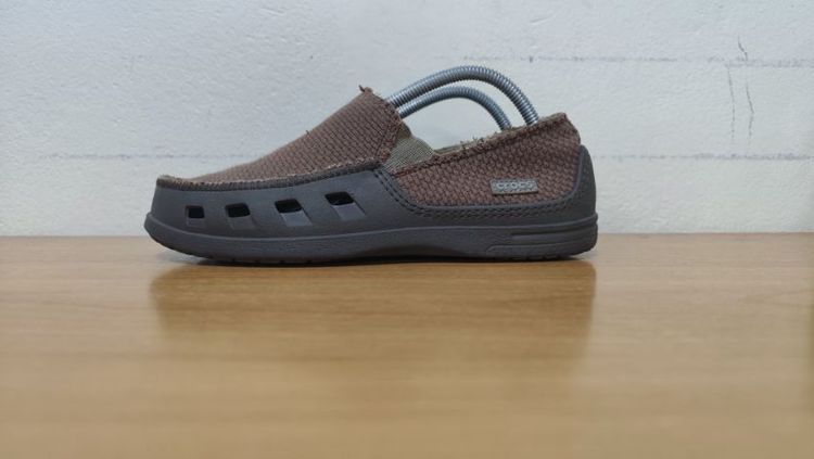CROCS 41.0 M8 แท้ มือสอง  รูปที่ 2