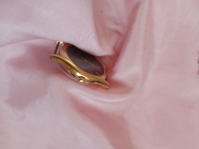 CASIO แท้จากญี่ปุ่น เดินปกติ (ไปใส่สายหนังได้ตามชอบค่ะ) รูปที่ 5