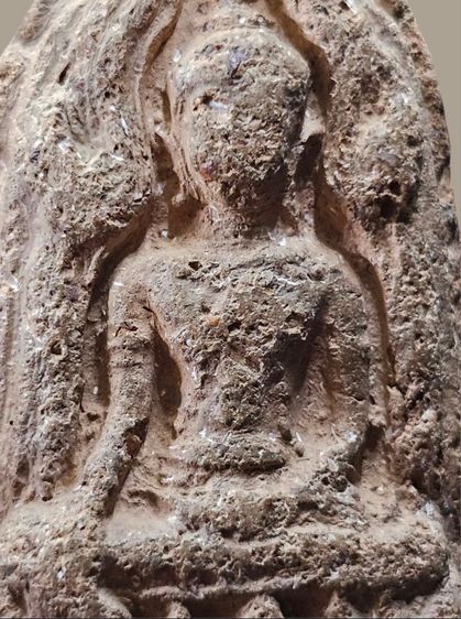 ขุนแผนทรงเครื่อง เนื้อดิน กรุวัดใหญ่ชัยมงคล อยุธยา

 รูปที่ 4