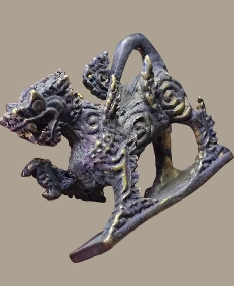 สิงห์มหาอำนาจหลวงพ่อจ้อย เมตตารุ่น1 หลวงพ่อจ้อยวัดศรีอุทุมพร จ.นครสวรรค์ รูปที่ 4