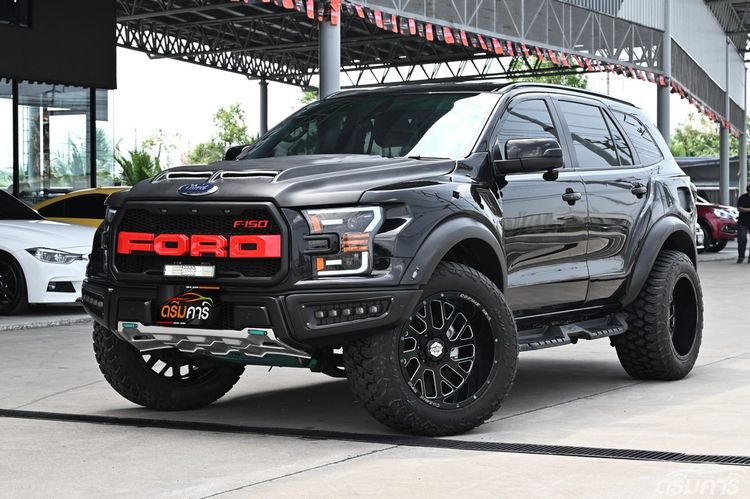รถ Ford Everest 2.0 Titanium Sport สี ดำ