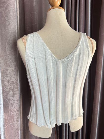 เสื้อกล้ามเอวลอยผ้ายืดนุ่มสีขาว ใส่ไม่คัน รูปที่ 3