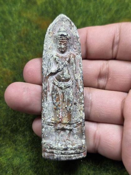 พระร่วงเนื้อชินหลังปืนเก่าๆ