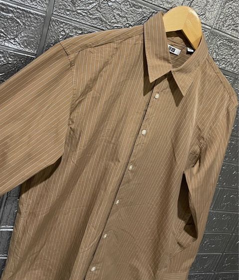 เสื้อ Uniqlo รูปที่ 2
