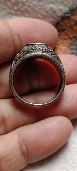 แหวนหลวงปู่ทวดวัดช้างให้เนื้อเงินปี 2524 มีจาร รูปที่ 7