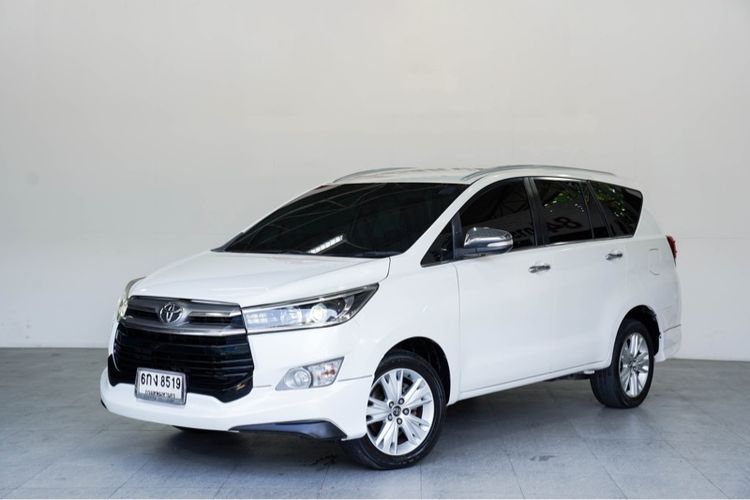 Toyota Innova 2017 2.8 Crysta Premium Van ดีเซล ไม่ติดแก๊ส เกียร์อัตโนมัติ ขาว รูปที่ 4