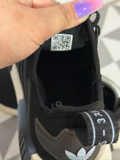 รองเท้า แท้ รูปที่ 3