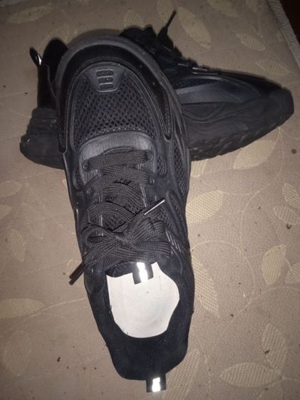 รองเท้า รูปที่ 8