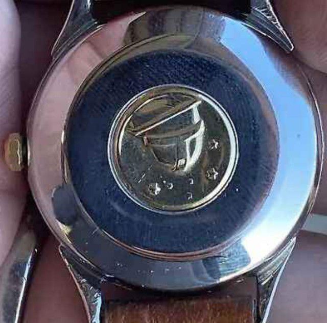 นาฬิกาomega หอดูดาว  รูปที่ 2