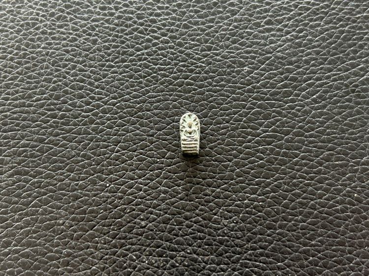 พระปกใบมะขามปู่ศุขเนื้อชิน รูปที่ 11