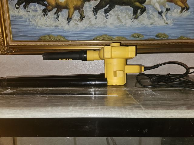 เครื่องเป่าล่าdewalt รูปที่ 2