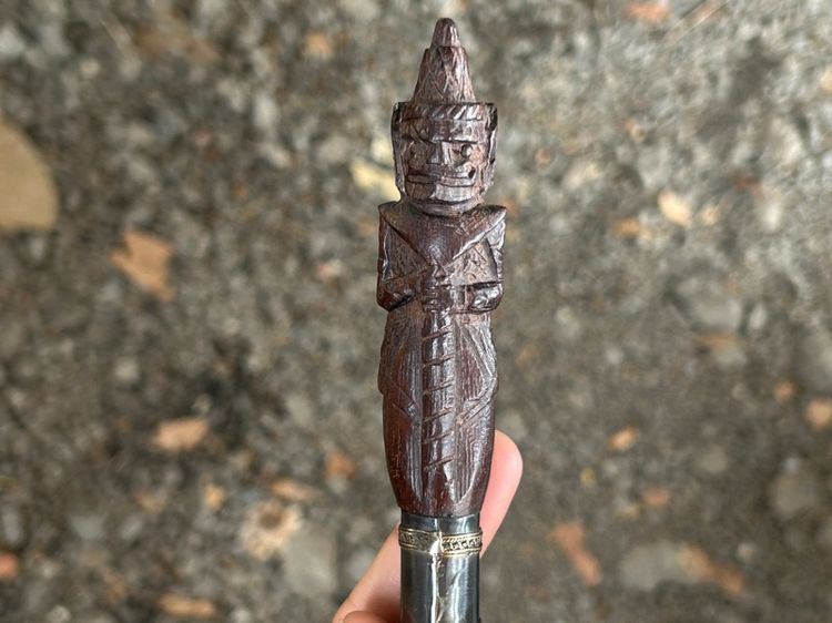 เครื่องรางหลวงพ่อกวยลายหนุมานเชิญธง รูปที่ 4