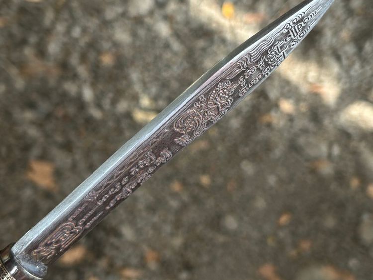 เครื่องรางหลวงพ่อกวยลายหนุมานเชิญธง รูปที่ 6