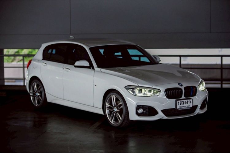 BMW Series 1 2016 118i Utility-car เบนซิน ไม่ติดแก๊ส เกียร์อัตโนมัติ ขาว รูปที่ 3
