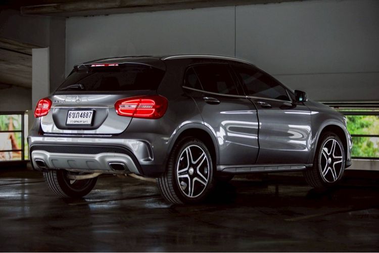 Mercedes-Benz GLA-Class 2017 GLA250 Utility-car เบนซิน ไม่ติดแก๊ส เกียร์อัตโนมัติ เทา รูปที่ 3
