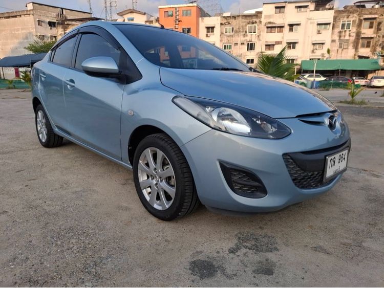 รถ Mazda Mazda 2 1.5 Spirit สี ฟ้า