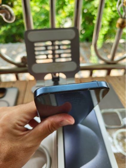 ขาย iPhone 15Pro Max ความจุ256GB ศูนย์ไทย สีน้ำเงิน อุปกรณ์ครบยกกล่อง สภาพมีรอยเล็กน้อย ไม่ตกหนักไม่บุบ สุขภาพแบต88 ไม่เคยซ่อมเปลี่ยนอะไรใดๆ รูปที่ 13