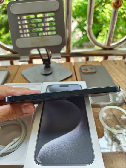 ขาย iPhone 15Pro Max ความจุ256GB ศูนย์ไทย สีน้ำเงิน อุปกรณ์ครบยกกล่อง สภาพมีรอยเล็กน้อย ไม่ตกหนักไม่บุบ สุขภาพแบต88 ไม่เคยซ่อมเปลี่ยนอะไรใดๆ รูปที่ 11