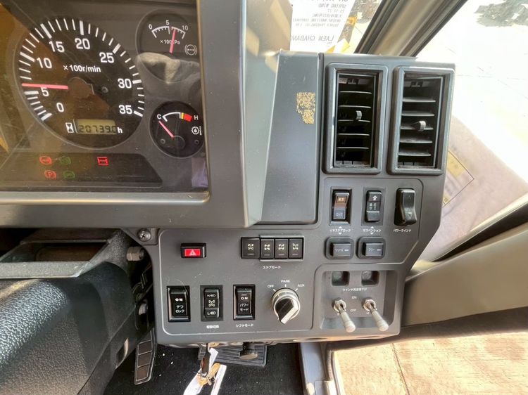 TADANO GR600N-2 ปี 2012 เครน 60 ตัน รูปที่ 10