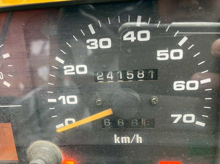 TADANO GR120N-1 ปี 2001 เครน 12 ตัน  รูปที่ 2