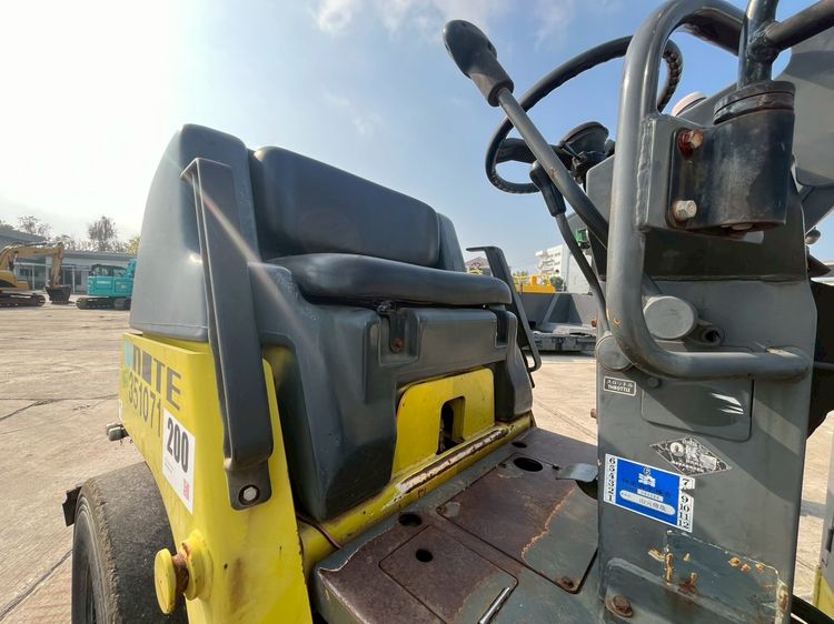 รถบด 2 ล้อเหล็ก SAKAI TW502 ปี 2006 รูปที่ 4