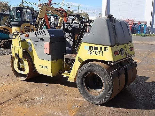 รถบด 2 ล้อเหล็ก SAKAI TW502 ปี 2006 รูปที่ 14