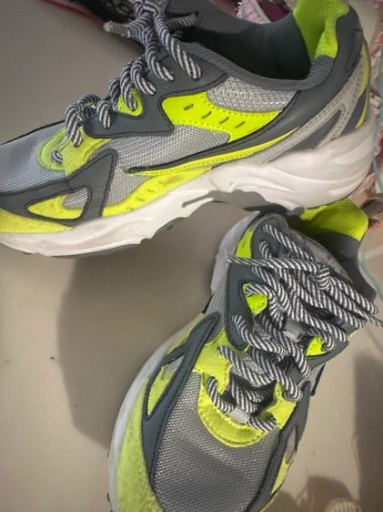 รองเท้า รูปที่ 5