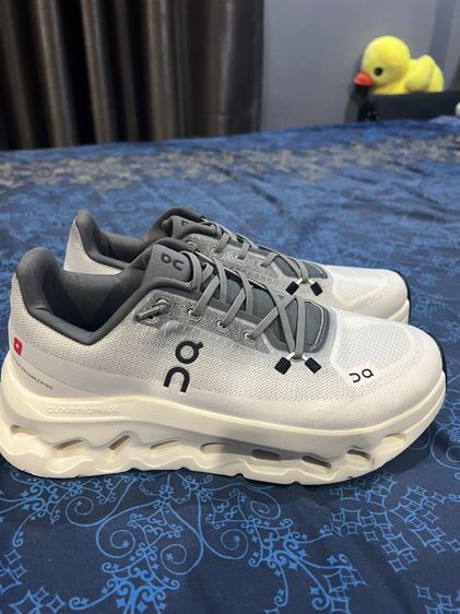 ผู้หญิง ขาว รองเท้าวิ่ง On Running on  cloud tilt 890 ไซร้40 