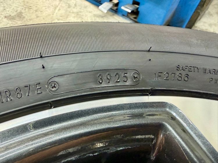 ล้อแม็ก TOYOTA LEGENDER ขอบ 20” ถอดป้ายแดง ยาง DUNLOP 265-50R20 ปี 25 สีเส้นตุ่มหน้ายางยังอยู่ครบ รูปที่ 10