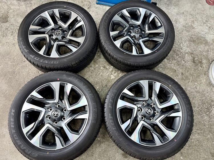ล้อแม็ก TOYOTA LEGENDER ขอบ 20” ถอดป้ายแดง ยาง DUNLOP 265-50R20 ปี 25 สีเส้นตุ่มหน้ายางยังอยู่ครบ รูปที่ 4